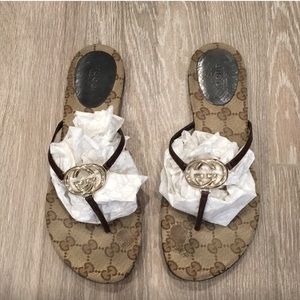 Authentic Gucci Britt Malaga Thong Flat Sandals